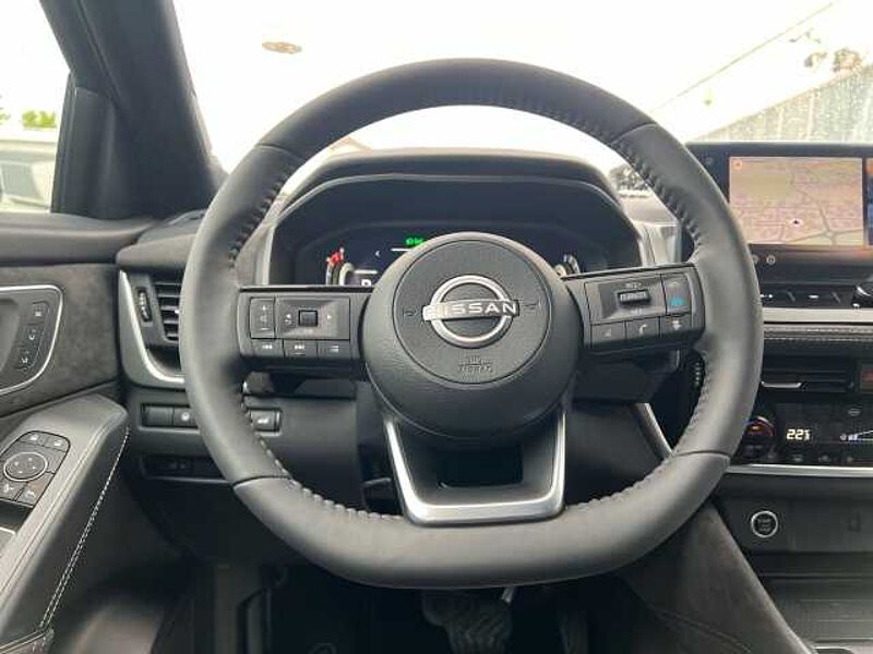 Nissan Qashqai Tekna+ FACELIFT 1.3 DIG-T MHEV AT HUD BOSE LED Navi Leder Memory Sitze