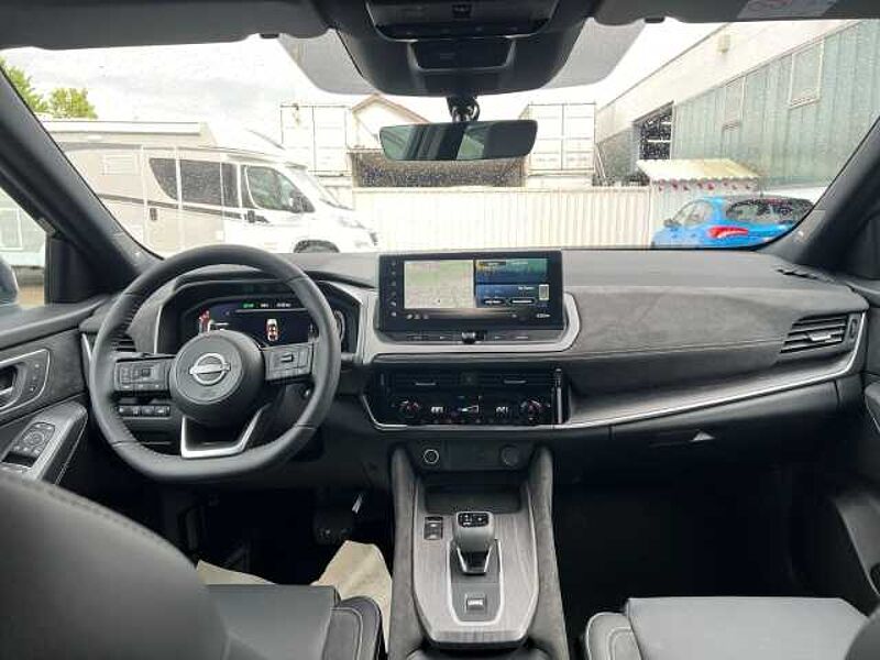 Nissan Qashqai Tekna+ FACELIFT 1.3 DIG-T MHEV AT HUD BOSE LED Navi Leder Memory Sitze