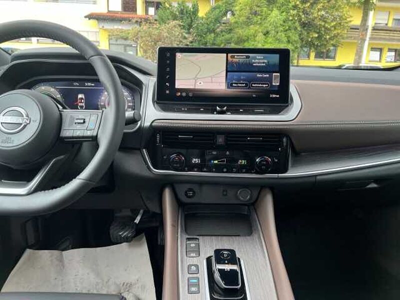 Nissan Qashqai Tekna FACELIFT e-Power 1.5  BOSE PGD HUD Navi LED  El. Heckklappe