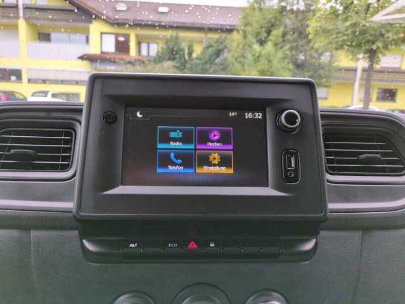 Nissan Interstar Kastenwagen L2H2 3,5t N-Connecta Klima Apple CarPlay Android Auto DAB PDC