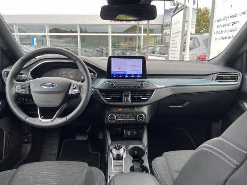 Ford Focus Active Tunier Automatik Navi LED ACC City Stop Wipa PDC Kamera Keyless