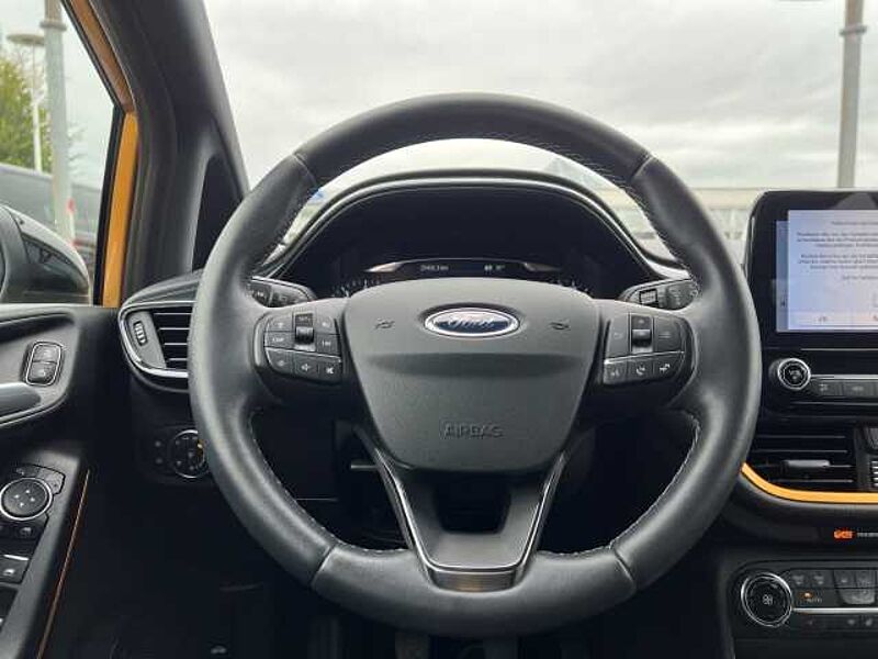 Ford Fiesta Active Colourline Navi ACC City Stop Klima Wipa Keyless Kamera PDC