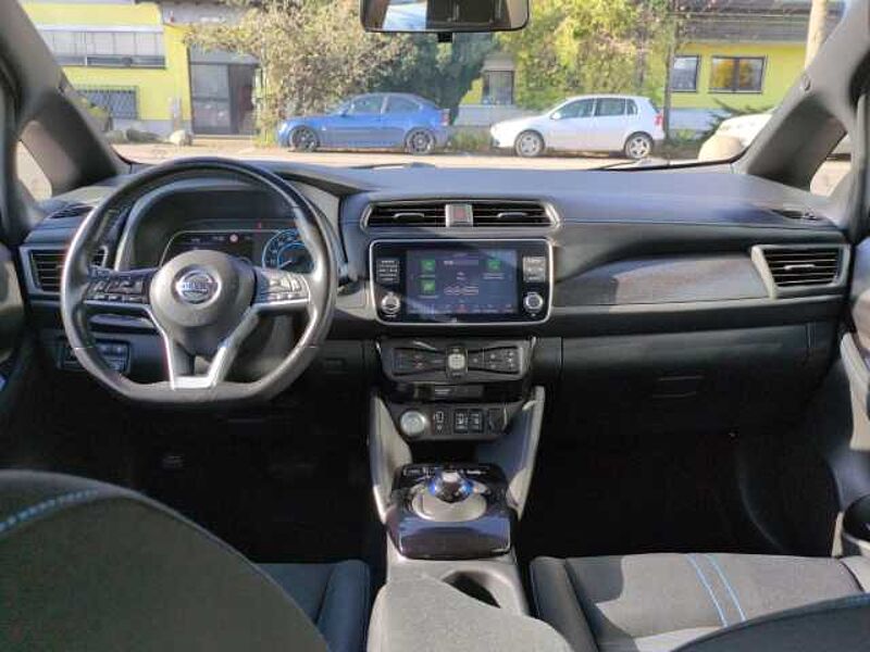 Nissan Leaf *Black Week-444€* Acenta 40 kWh Navi 360 Kamera ACC Klima City Stop e-Pedal Keyl