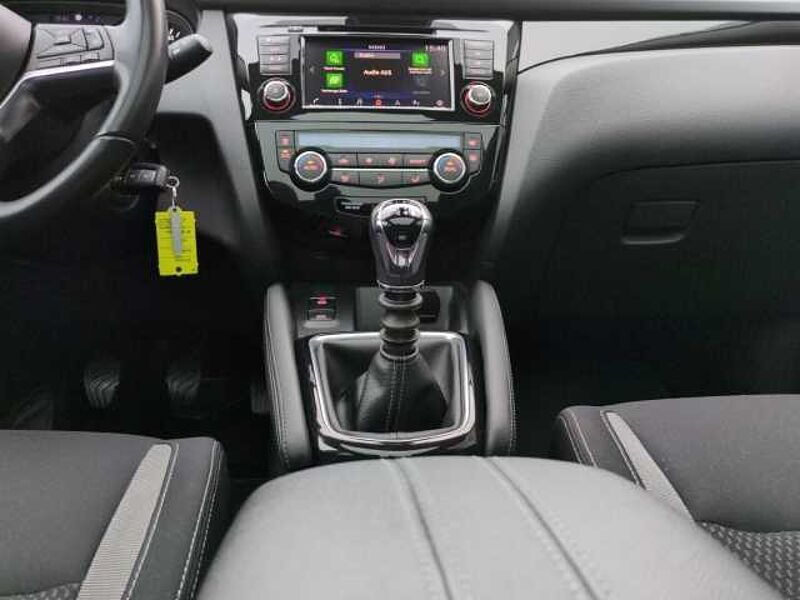 Nissan Qashqai N-Way Panorama Navi Klima Wipa City Stop PDC Kamera