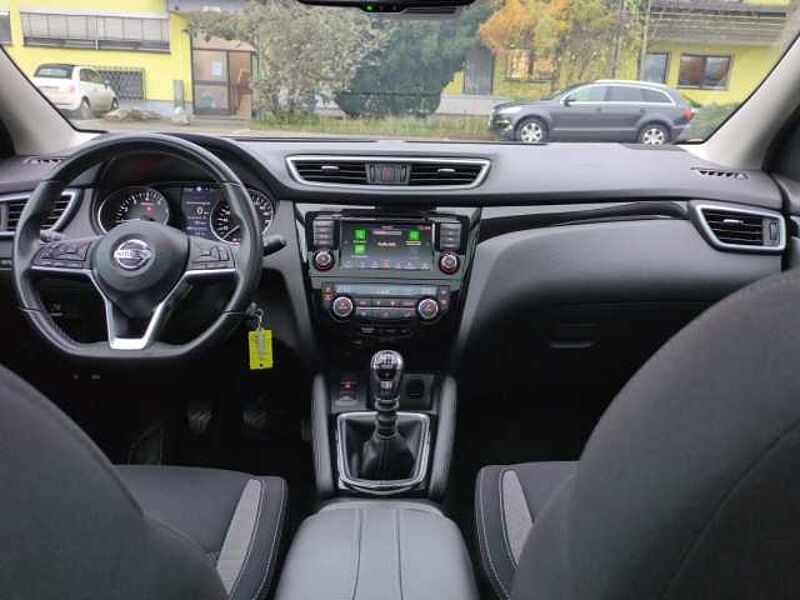 Nissan Qashqai N-Way Panorama Navi Klima Wipa City Stop PDC Kamera