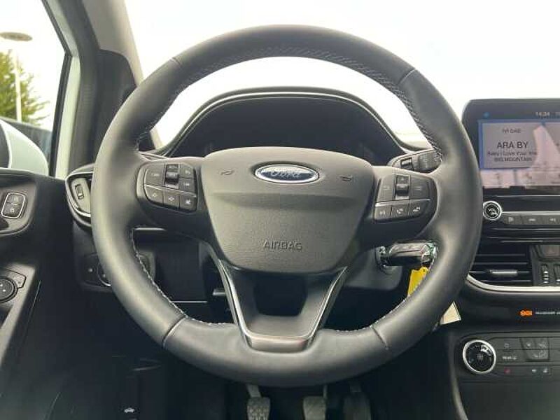 Ford Fiesta *Black Week-444€* Cool & Connect Klima Wipa PDC Kamera Tempomat