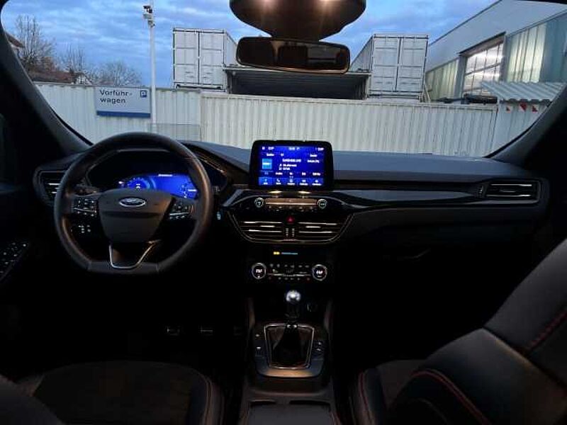 Ford Kuga ST-Line X ACC HUD Navi Standheizung LED Wipa ST-Line X ACC HUD Navi Standheizung LED Wipa