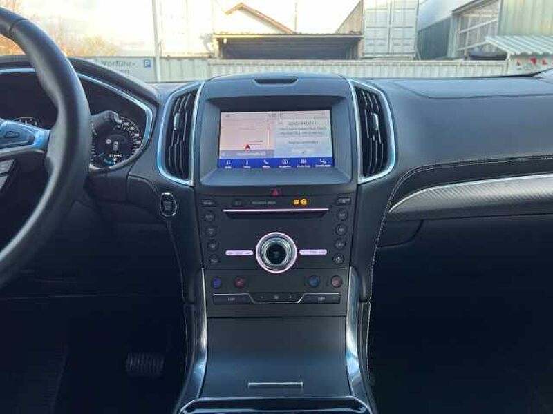 Ford Edge Vignale 4x4 Automatik El. Panodach ACC Navi Leder City Stop