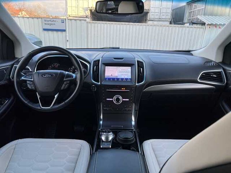 Ford Edge Vignale 4x4 Automatik El. Panodach ACC Navi Leder City Stop