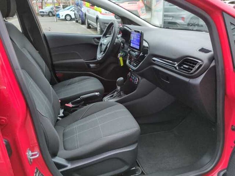 Ford Fiesta Cool & Connect Automatik Klima Navi Tempomat Wipa PDC