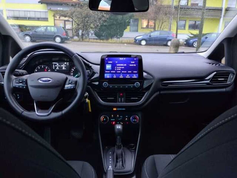 Ford Fiesta Cool & Connect Automatik Klima Navi Tempomat Wipa PDC