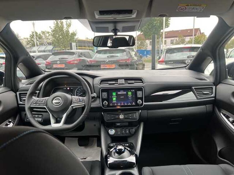 Nissan Leaf N-Connecta 40 kWh LED SH Lenkradheizung Navi