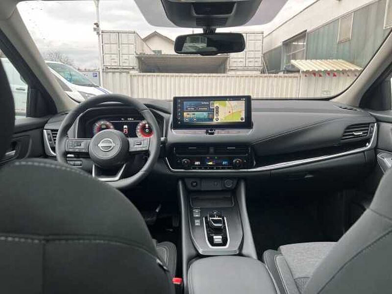 Nissan Qashqai Black Editon e-Power 1.5 HUD Panorama Navi 360 Kamera LED